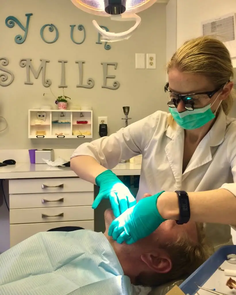 Your Smile - Dr. Malgorzata Munz DMD - Professional dental clinic exterior with modern facilities