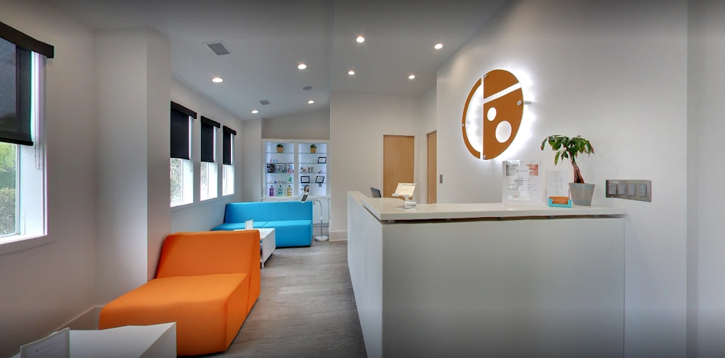 Delite Dental - Professional dental clinic exterior with modern facilities