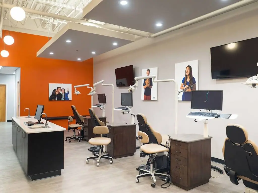 Coastal Family Orthodontics - Rivers Avenue