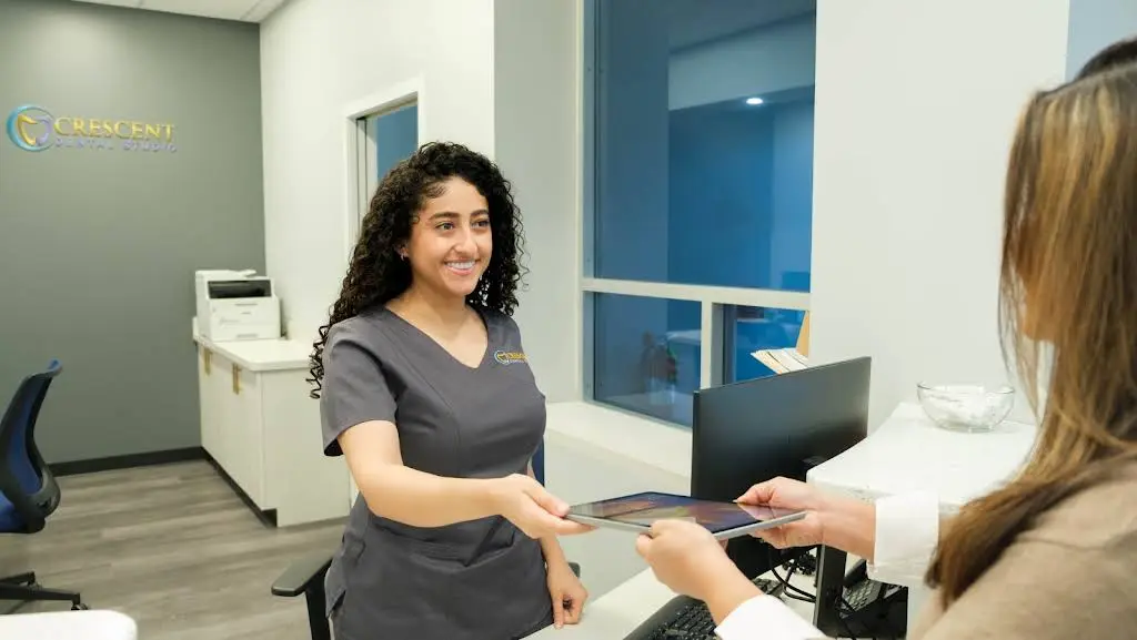 Crescent Dental Studio