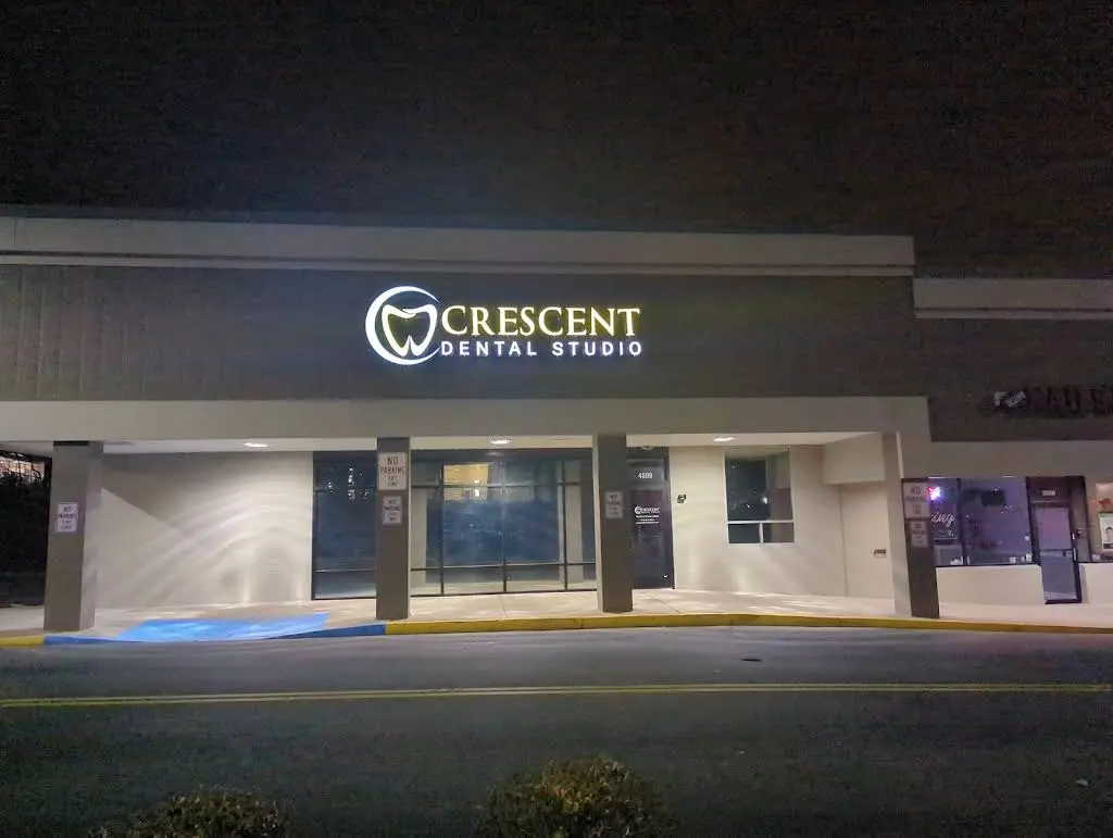Crescent Dental Studio