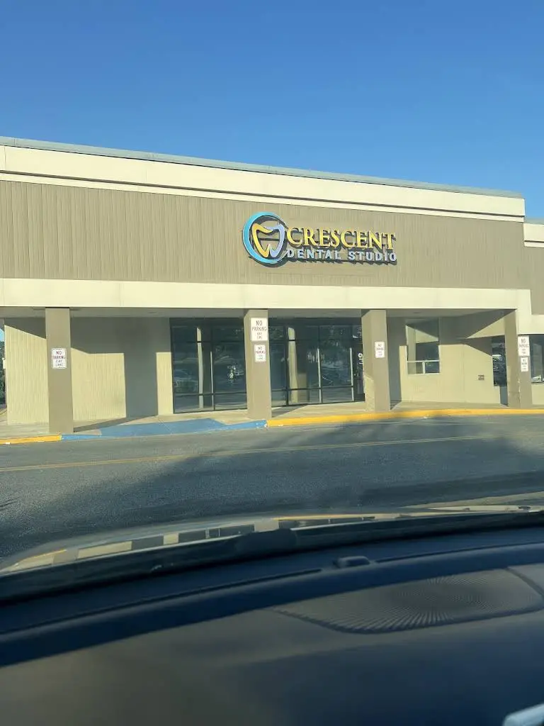 Crescent Dental Studio