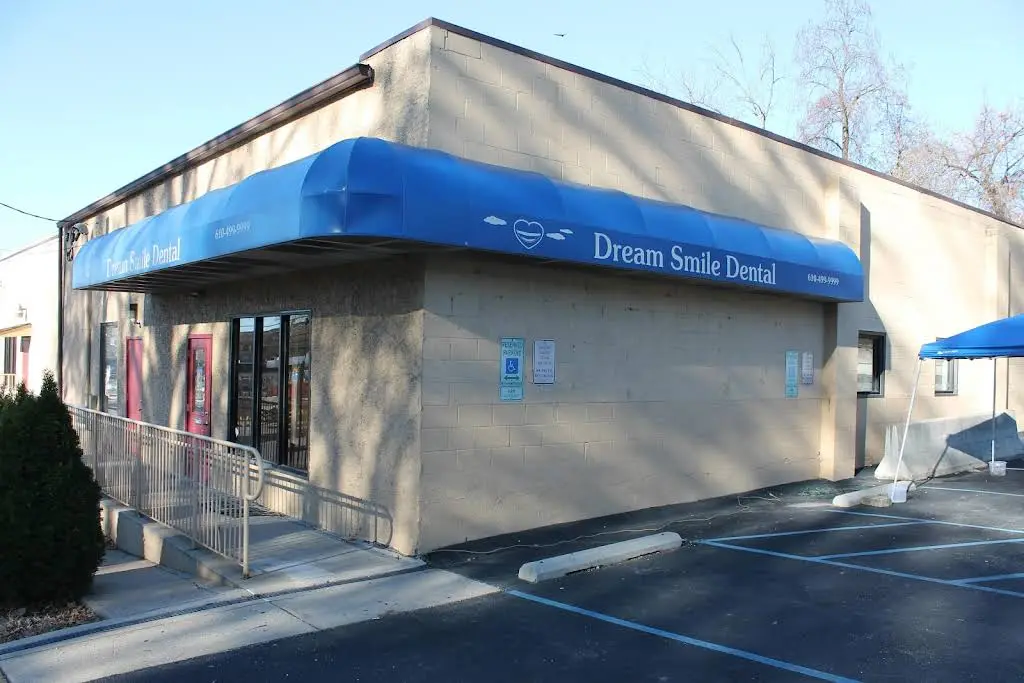 Dream Smile Dental - Professional dental clinic exterior with modern facilities