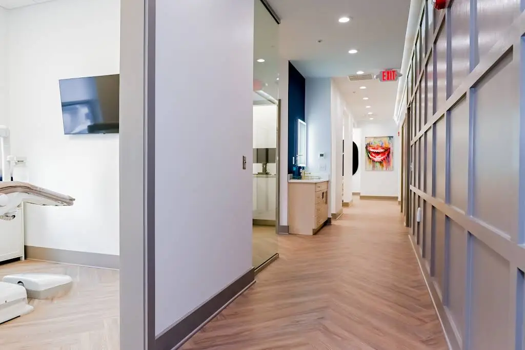 Nova Cosmetic Dentistry - Professional dental clinic exterior with modern facilities
