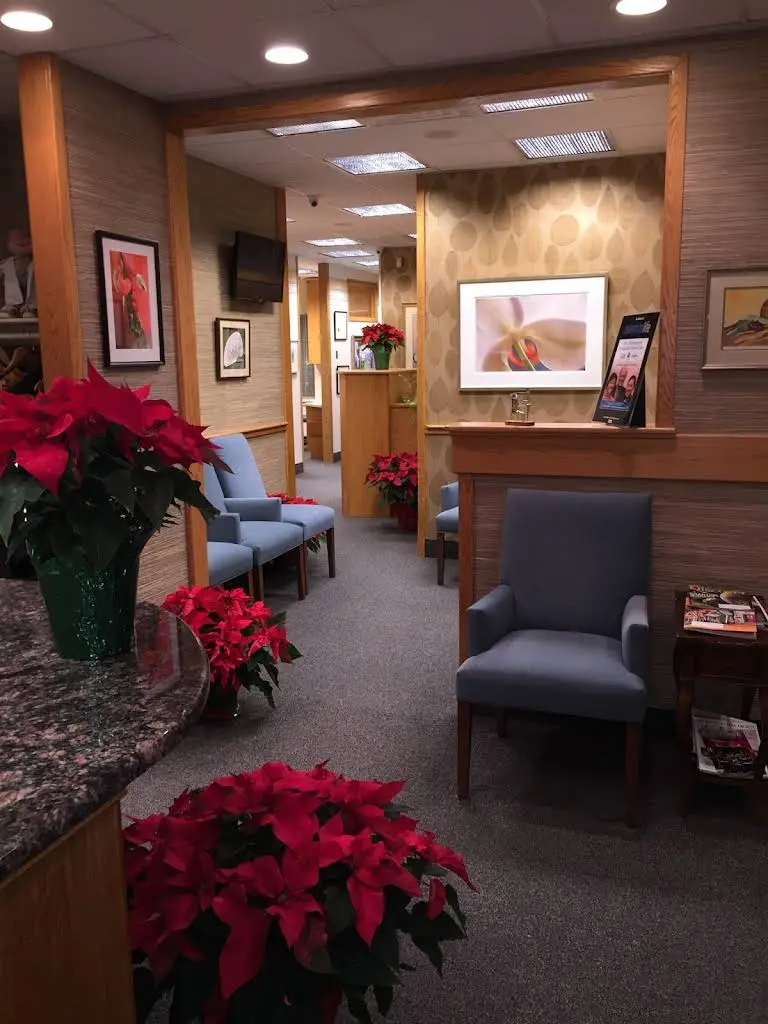 Bryn Mawr Periodontal Associates, Ltd. - Professional dental clinic exterior with modern facilities