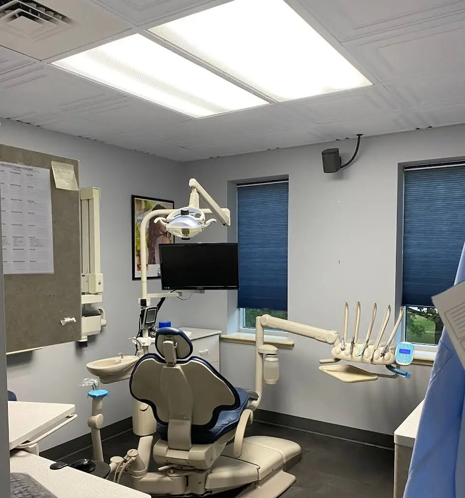 Advanced Dental Artistry: Kenneth J. Yost, DMD, PA - Professional dental clinic exterior with modern facilities