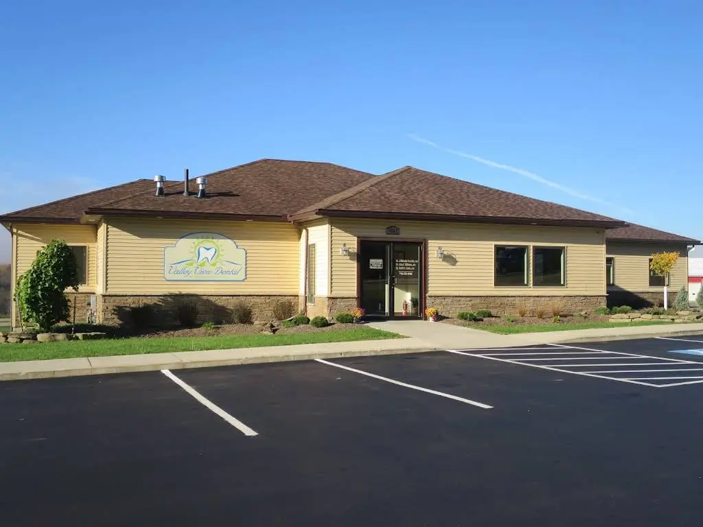 Valley View Dental - Professional dental clinic exterior with modern facilities