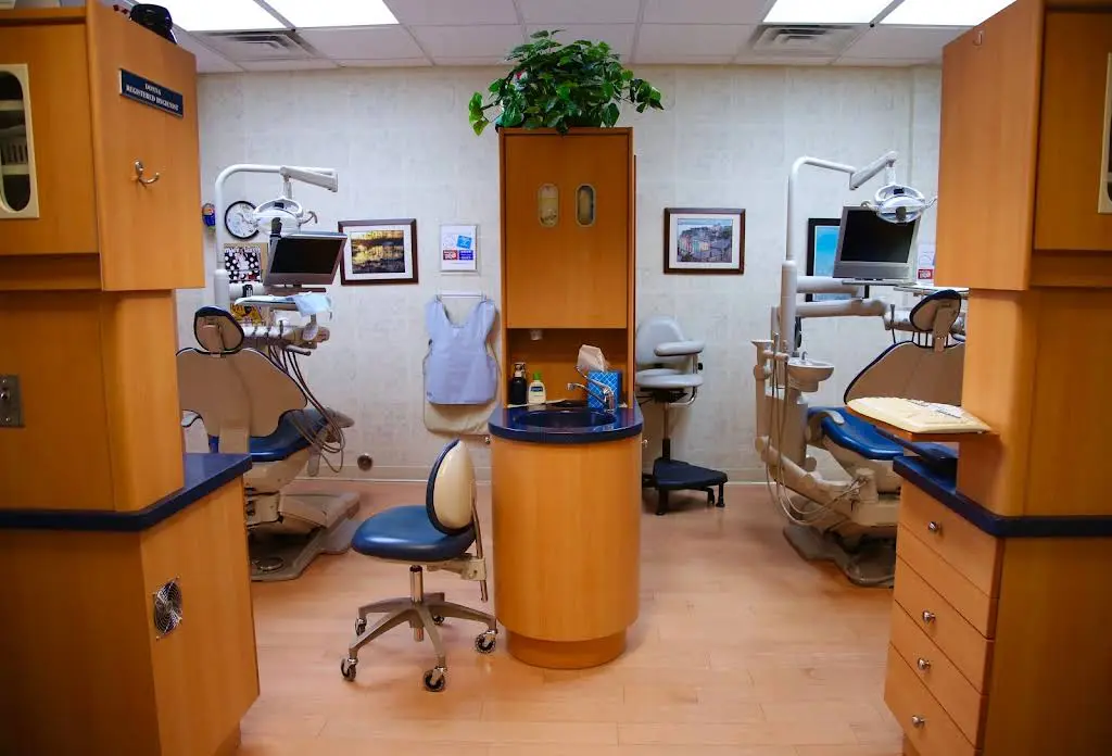 Branchburg Dental Associates - Professional dental clinic exterior with modern facilities