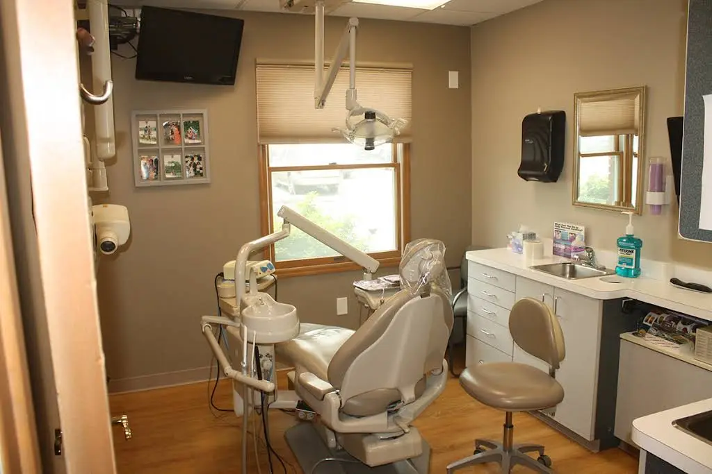 Stunning Smiles of Somerset - Professional dental clinic exterior with modern facilities