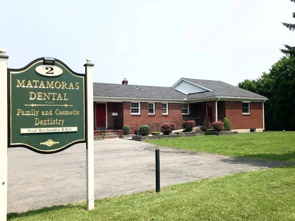 Matamoras Dental - Professional dental clinic exterior with modern facilities