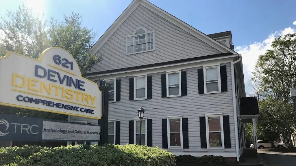 Devine Dentistry - Professional dental clinic exterior with modern facilities