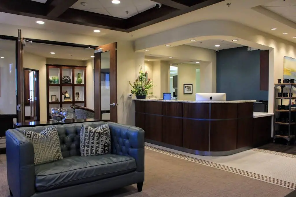 Columbia Smiles - Professional dental clinic exterior with modern facilities