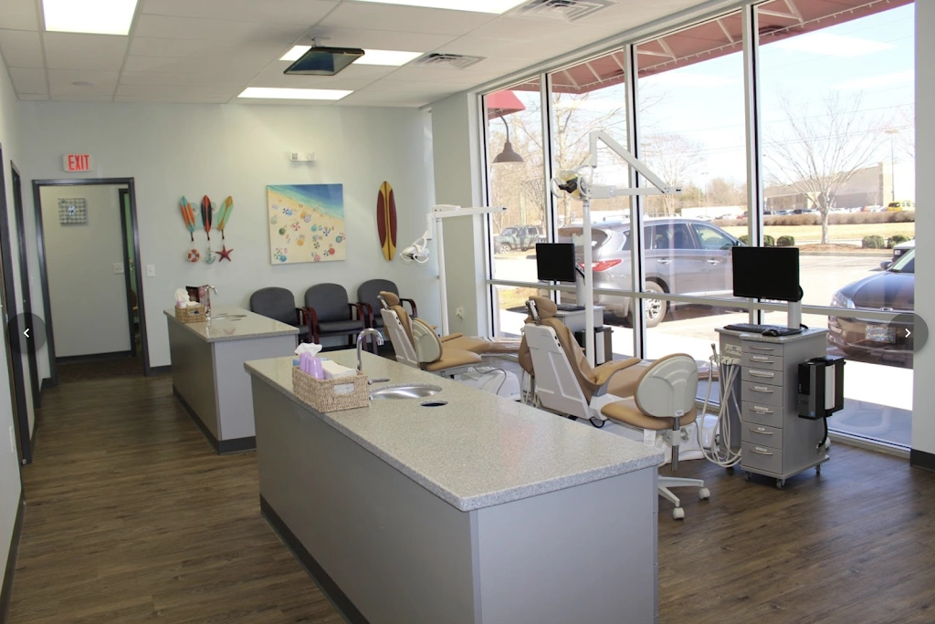 Simply Smile Family Dentistry - Professional dental clinic exterior with modern facilities