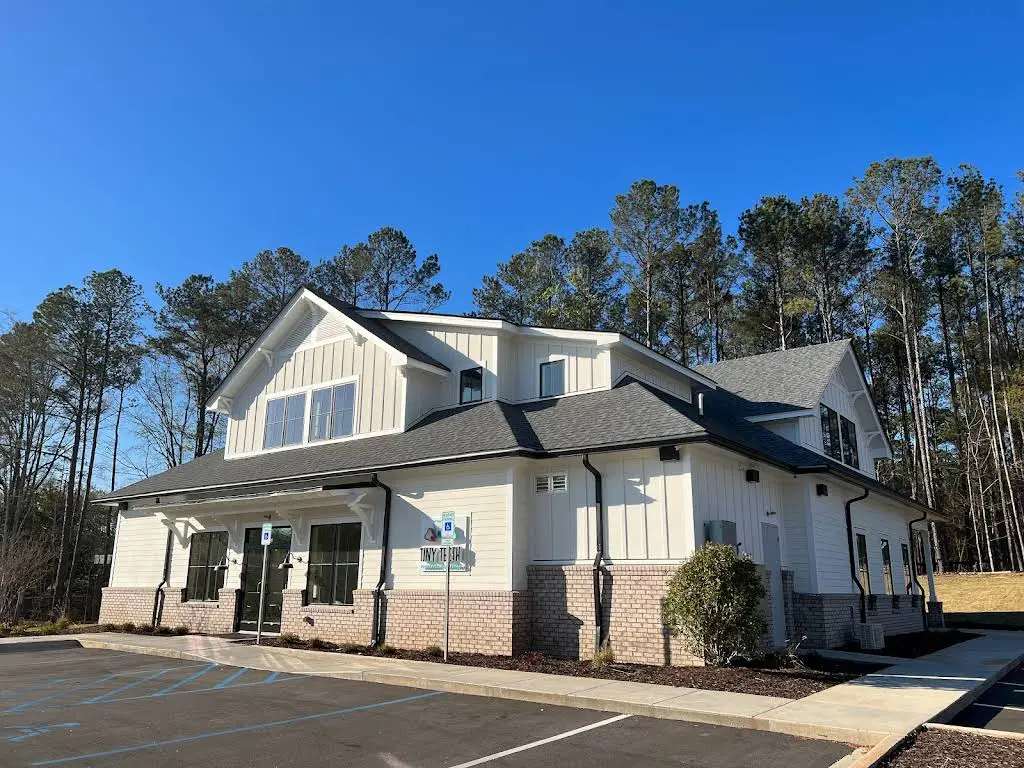Tiny Teeth Pediatric Dentistry - Professional dental clinic exterior with modern facilities