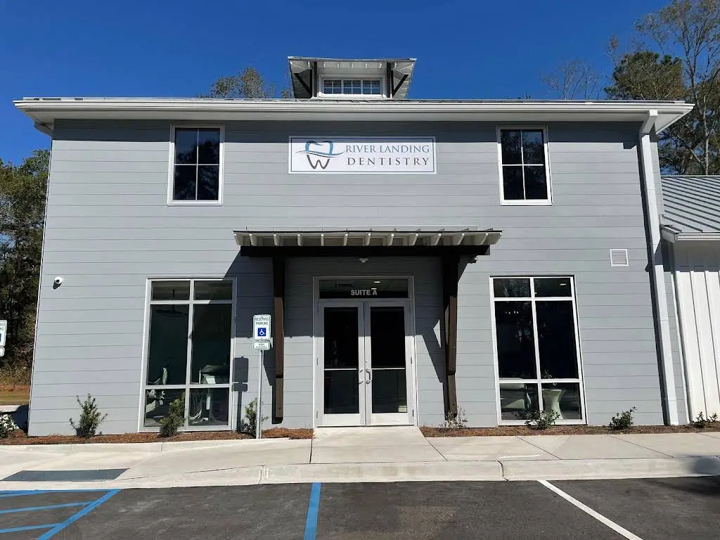 River Landing Dentistry - Professional dental clinic exterior with modern facilities