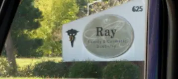 Ray Family & Cosmetic Dentistry