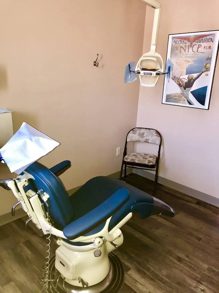 Oral Surgery Consultants of Pennsylvania - Professional dental clinic exterior with modern facilities