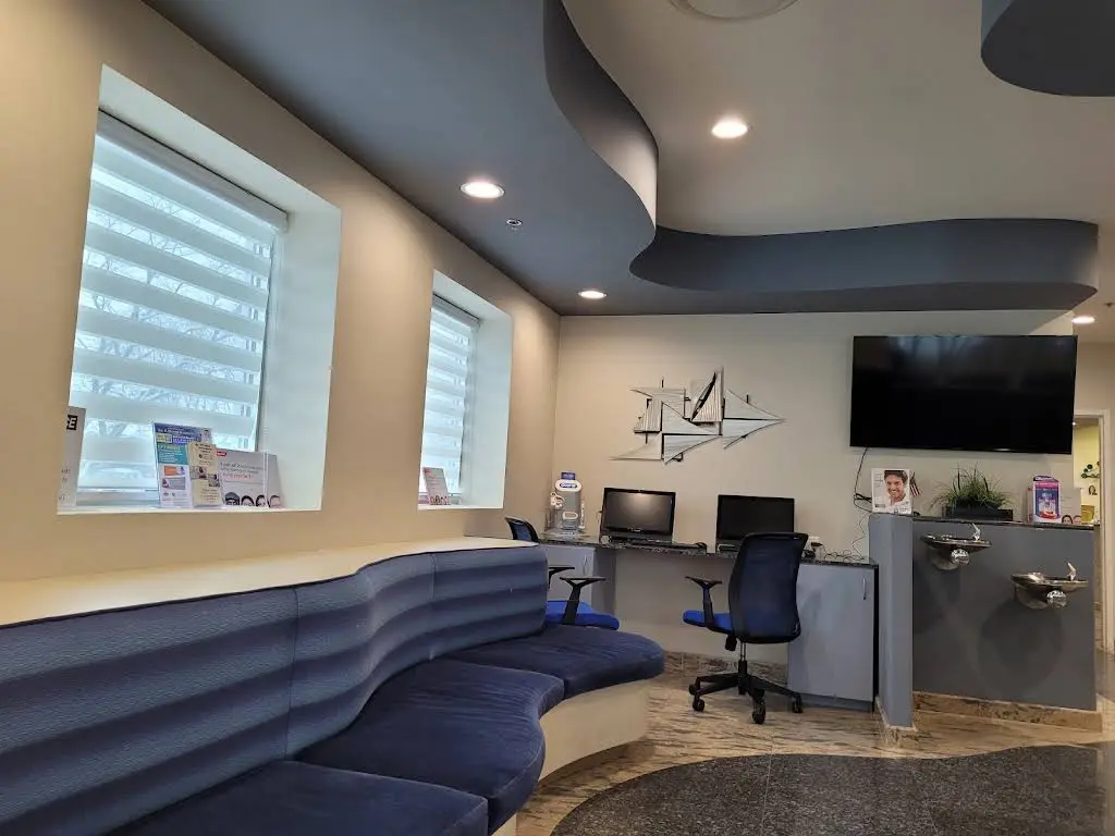 Signature Smile P.C. - Professional dental clinic exterior with modern facilities