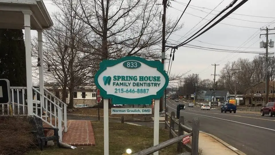 Spring House Family Dentistry - Professional dental clinic exterior with modern facilities
