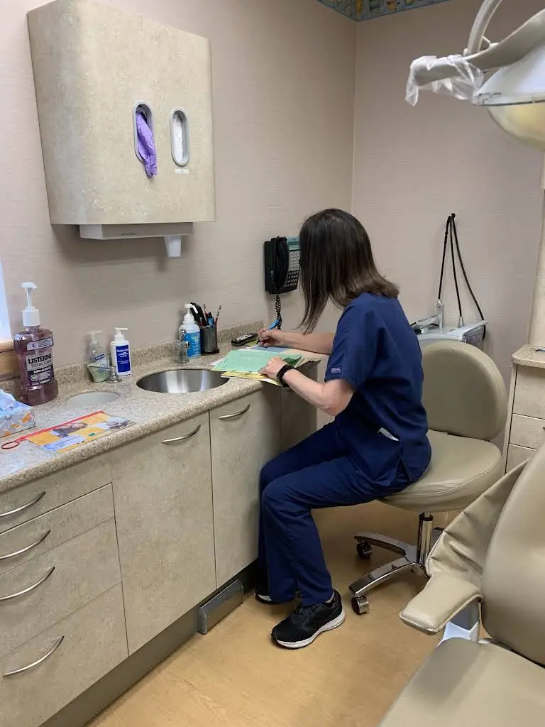 Pediatric & Adolescent Dentistry of the Main Line