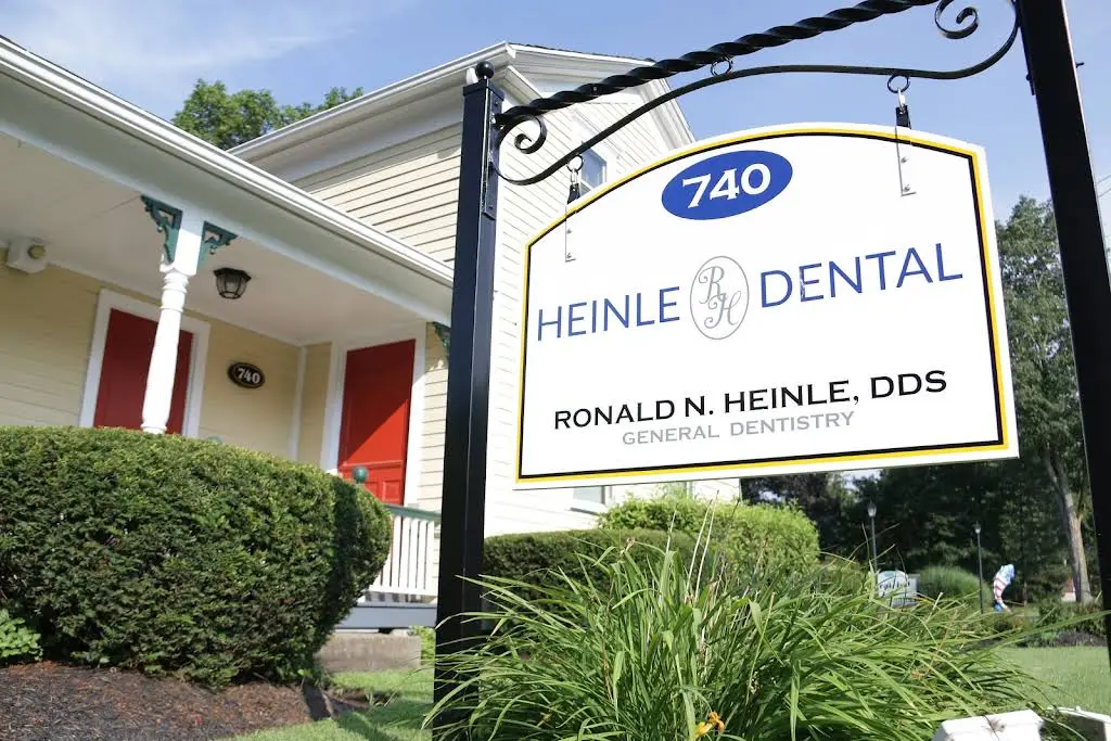 Heinle Dental