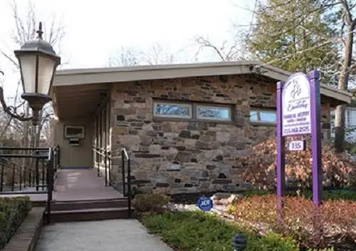 New Hope Cosmetic & Family Dentistry - Professional dental clinic exterior with modern facilities