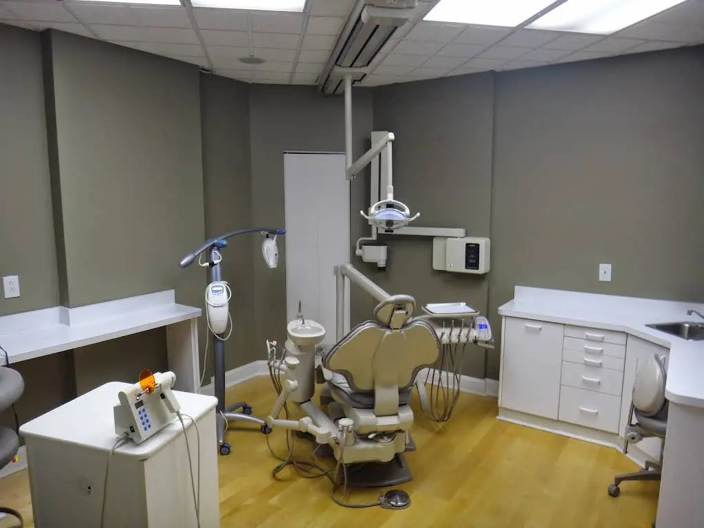 Wynnewood Dental Arts - Professional dental clinic exterior with modern facilities