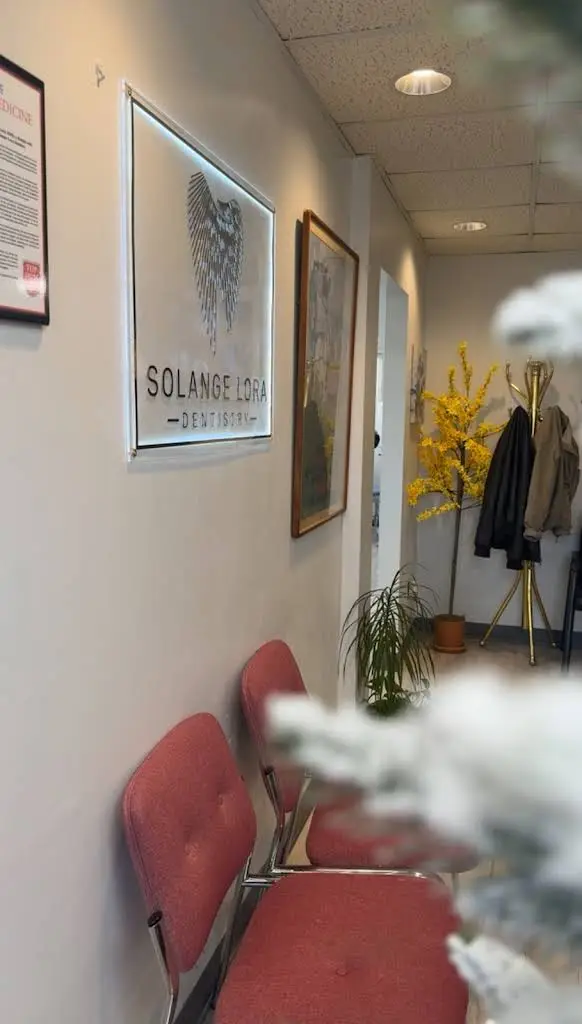 Solange Lora Dentistry