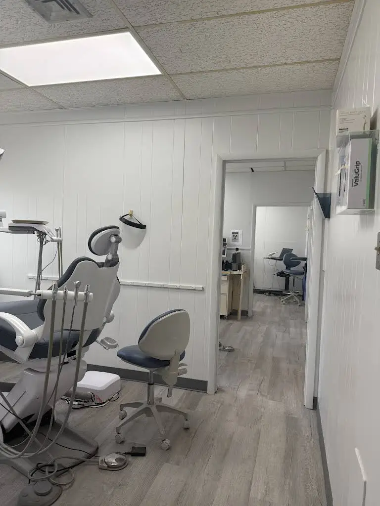 Solange Lora Dentistry