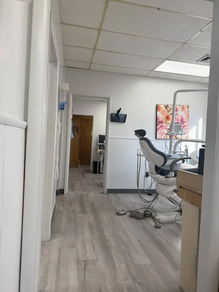 Solange Lora Dentistry