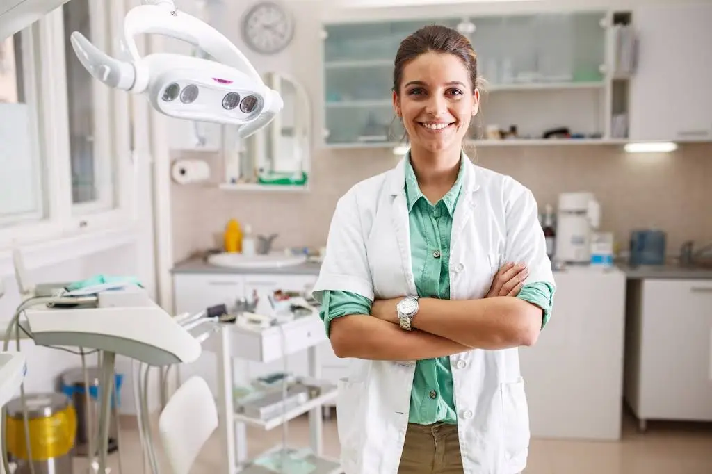 SMILE CITY Family DENTISTRY - Professional dental clinic exterior with modern facilities