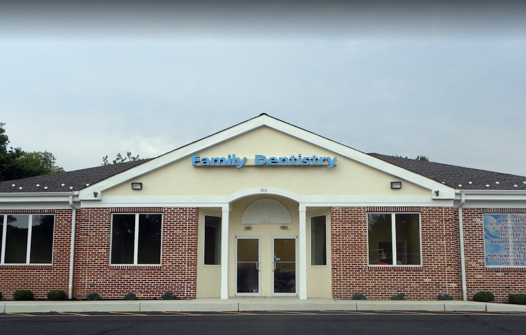 Da Vinci Dental Specialists - Professional dental clinic exterior with modern facilities