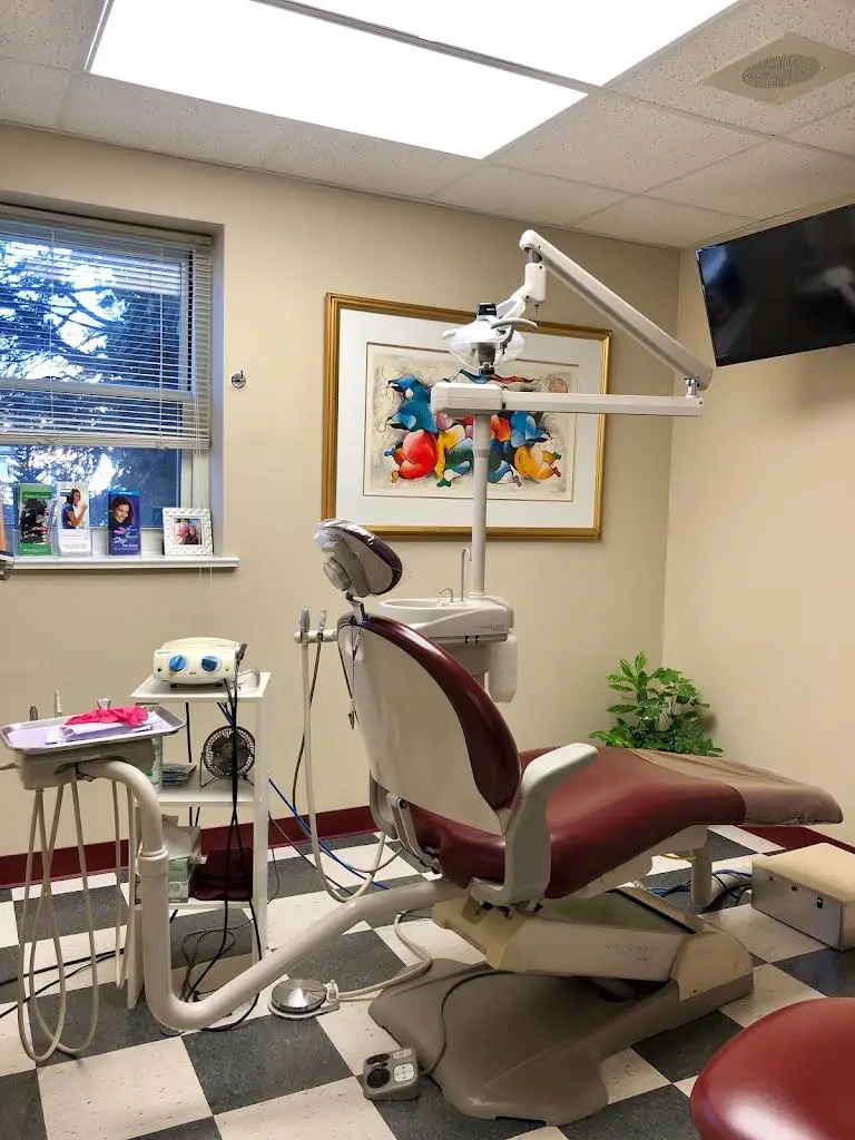 Main Line Smiles: Tara Sexton, DMD - Professional dental clinic exterior with modern facilities