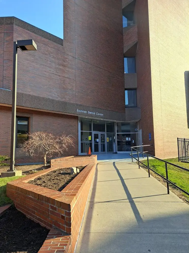 UR Medicine Eastman Dental – Howitt Urgent Dental Care - Professional dental clinic exterior with modern facilities