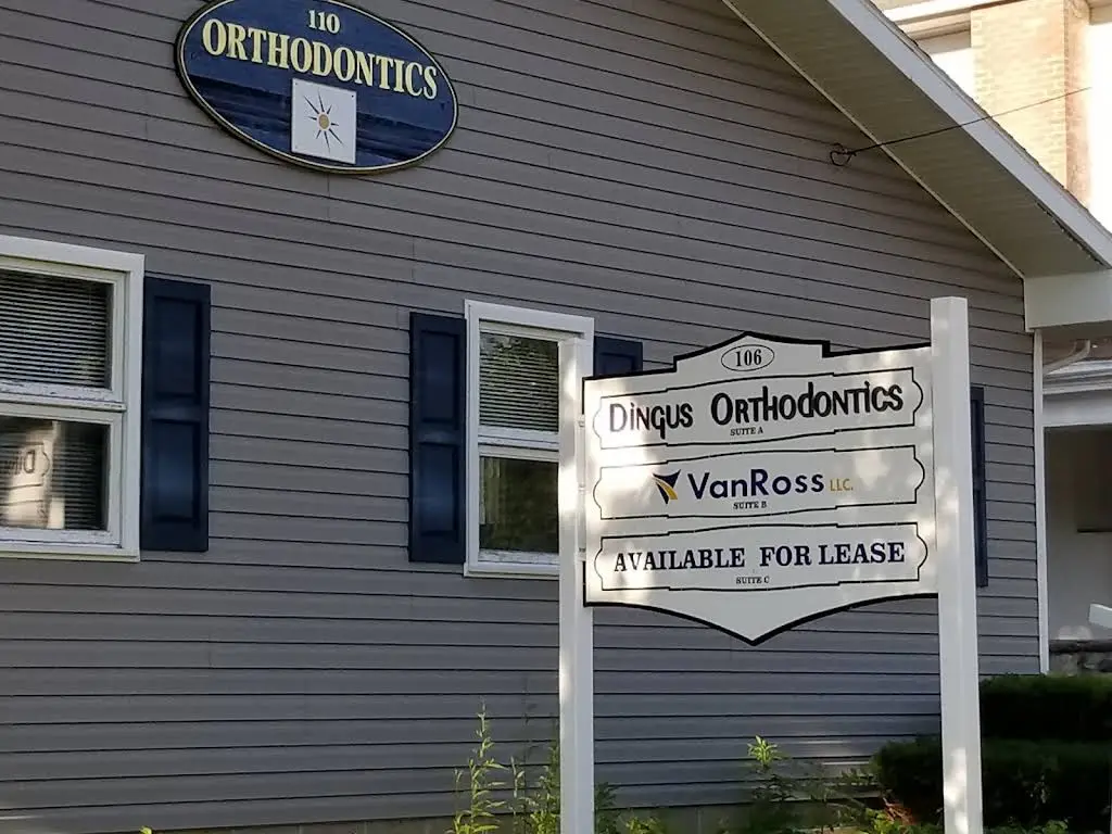 Dingus Orthodontics - Professional dental clinic exterior with modern facilities