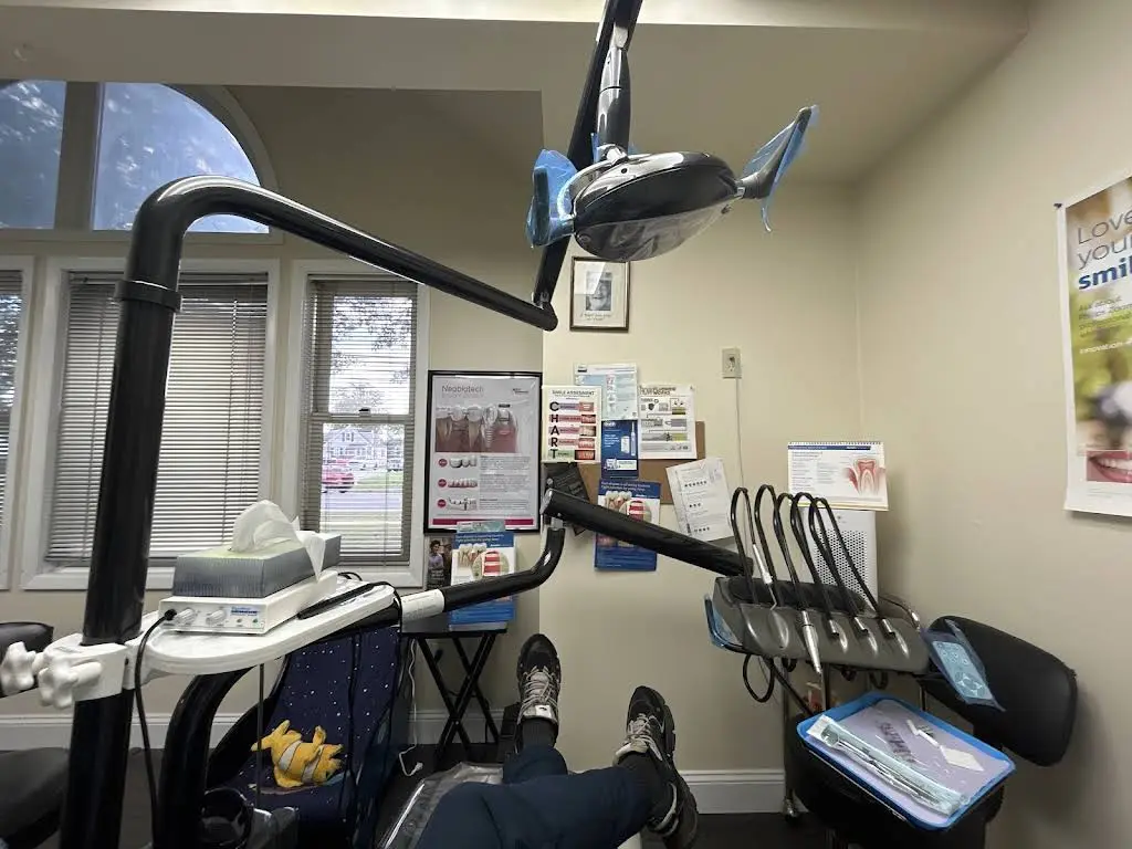 Stellar Smiles Bridgewater - Professional dental clinic exterior with modern facilities