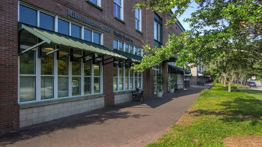Mike Banister Family Dentistry - Professional dental clinic exterior with modern facilities