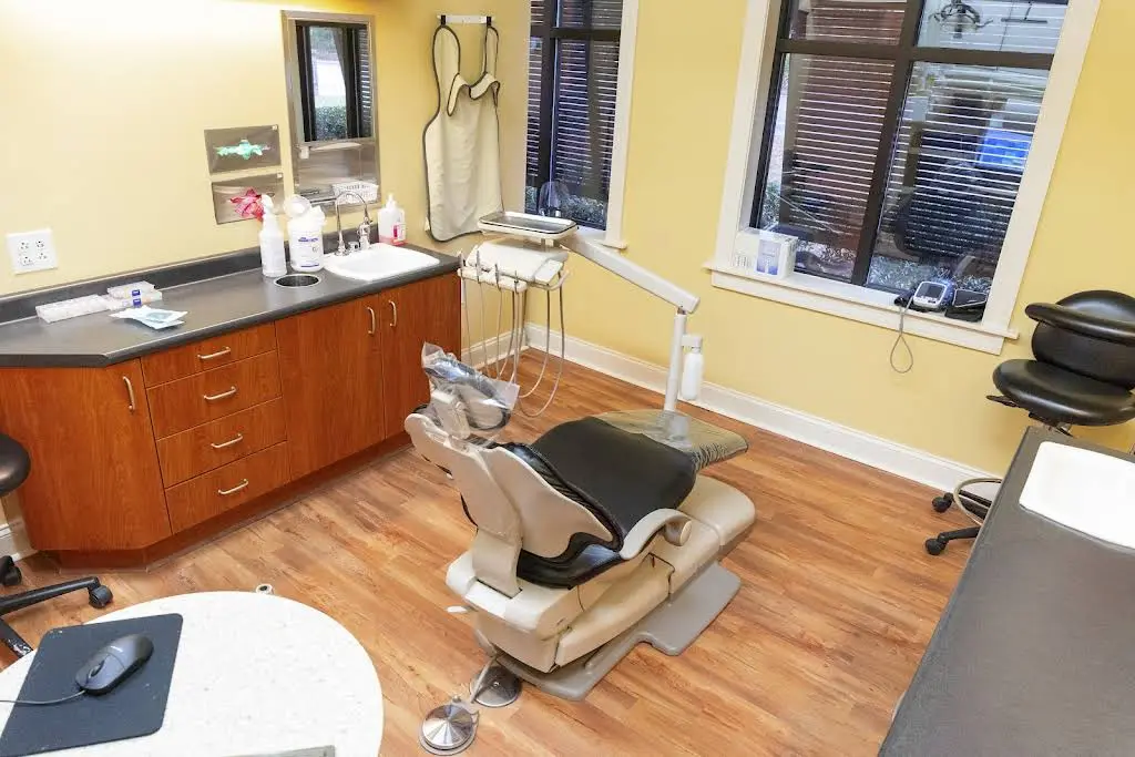Smileworks General & Cosmetic Dentistry - Professional dental clinic exterior with modern facilities