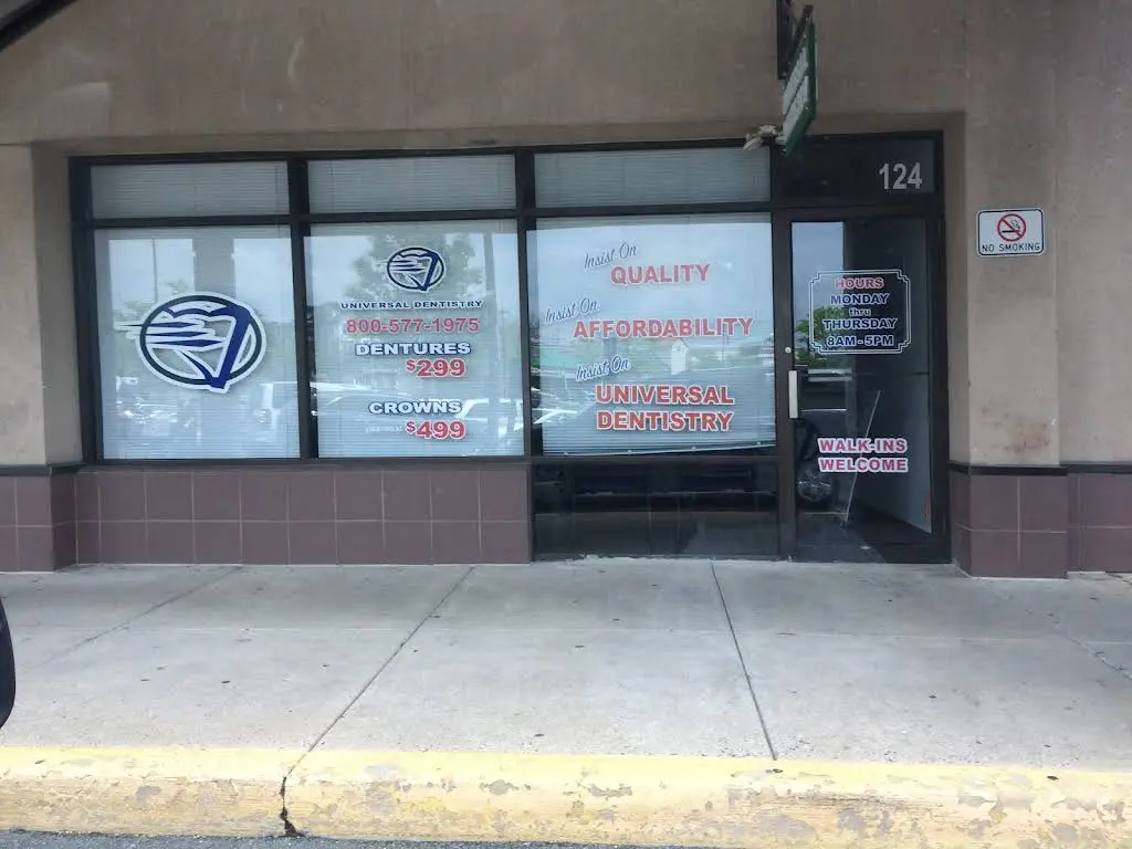 Universal Dentistry - Professional dental clinic exterior with modern facilities