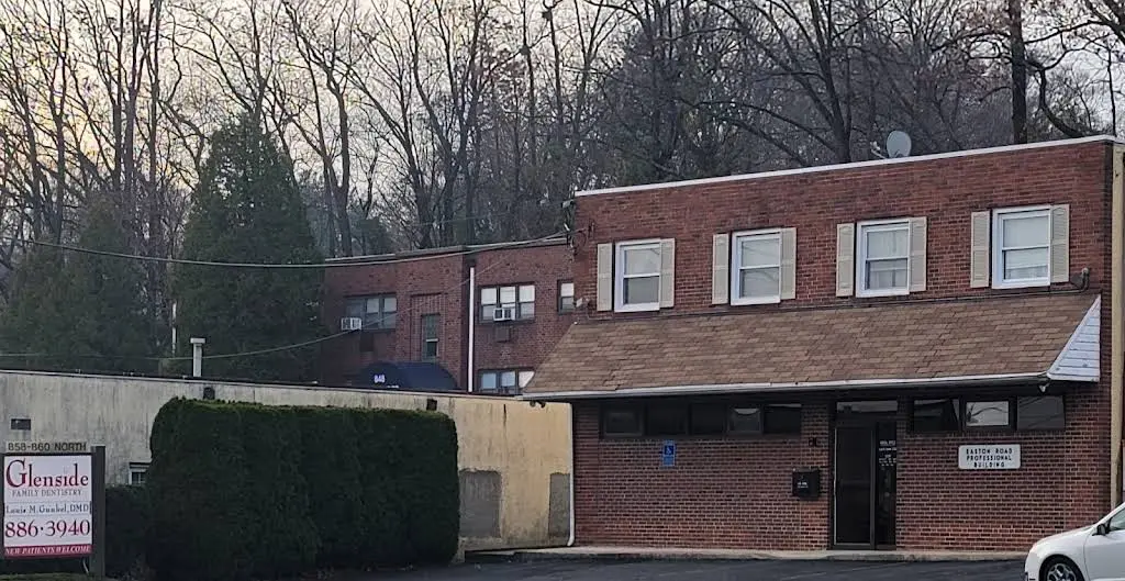 Glenside Family Dentistry - Professional dental clinic exterior with modern facilities