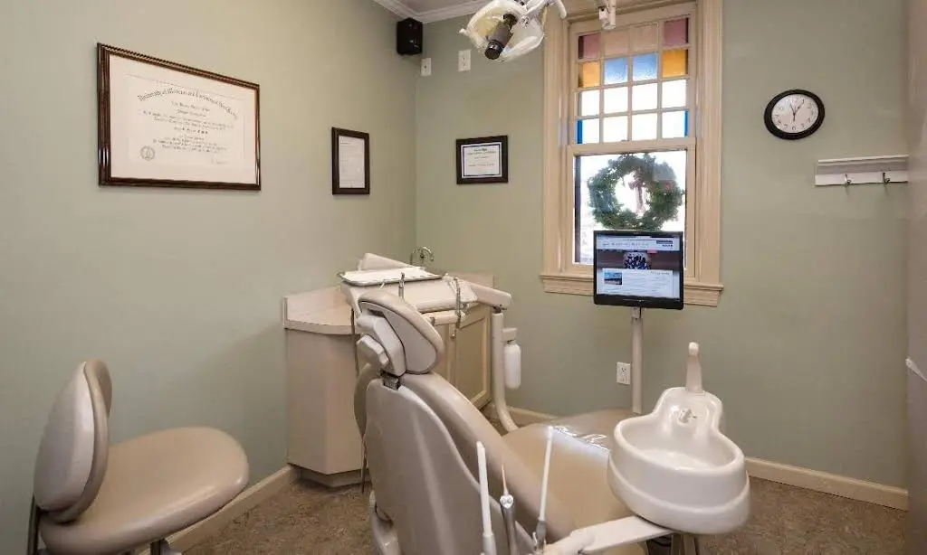 Train Station Dental