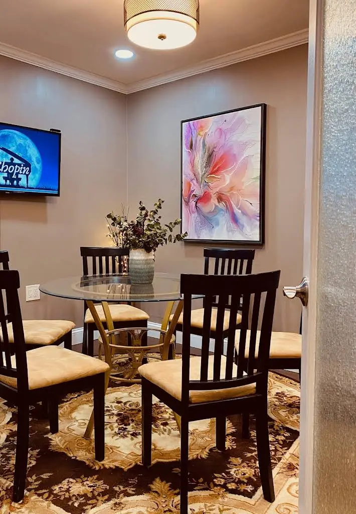 Kingston Family Cosmetic Dental Center - Professional dental clinic exterior with modern facilities
