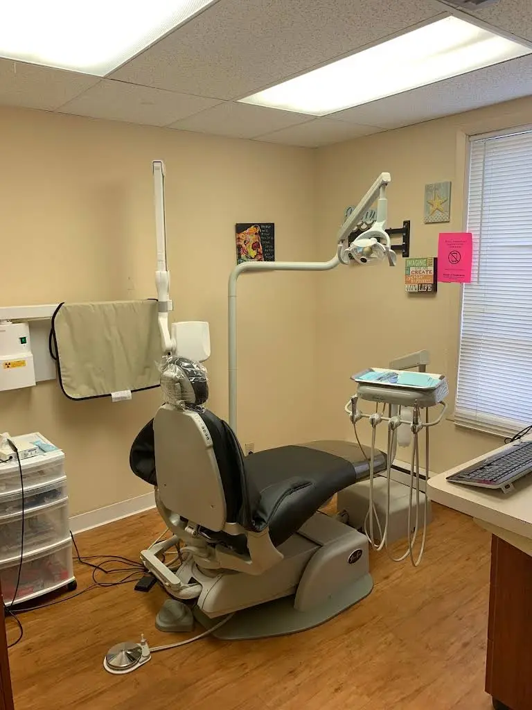 Dental of Clementon - Professional dental clinic exterior with modern facilities