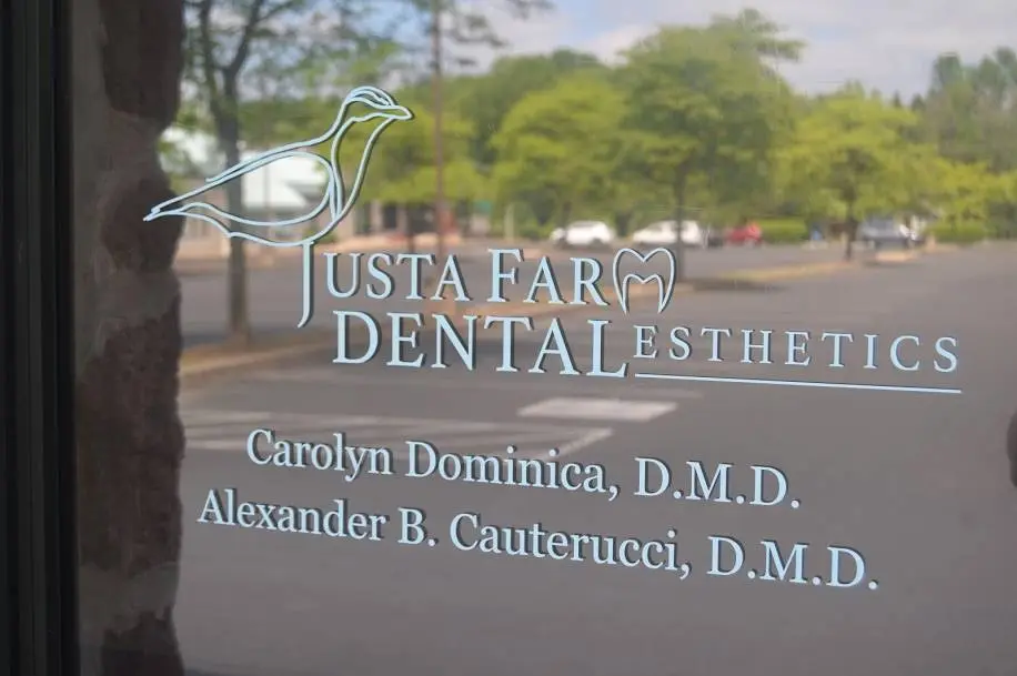 Justa Farm Dental Esthetics
