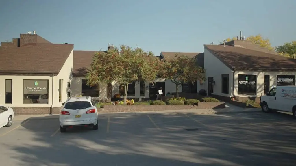 Elmwood Dental Implant & Restoration Center