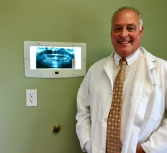 Thomas K. Frawley, D.D.S. PC - Professional dental clinic exterior with modern facilities