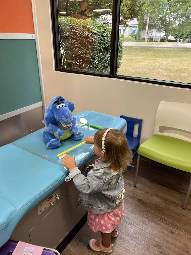 Mini Molars Kids Dentistry - Dr. Brigid McCann