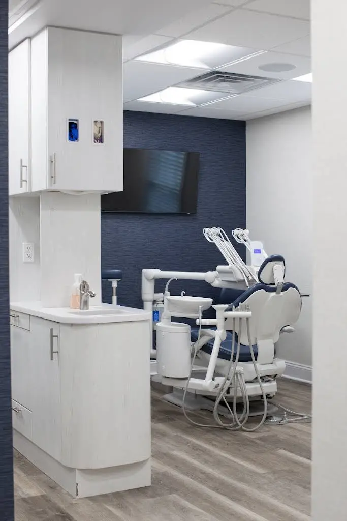 Proud To Smile Dentistry - Professional dental clinic exterior with modern facilities