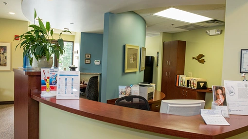 Robert A. Lantzy, DMD, LLC - Professional dental clinic exterior with modern facilities