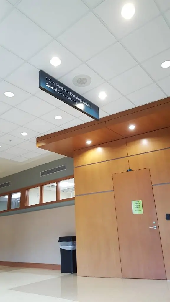 MUSC Dental Faculty Practice - Professional dental clinic exterior with modern facilities